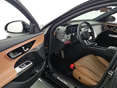 MERCEDES-BENZ E-CLASS - 10