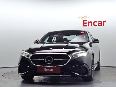 MERCEDES-BENZ E-CLASS - 2
