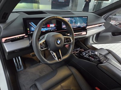BMW 5 SERIES - 6