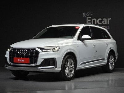 AUDI Q7 - 1