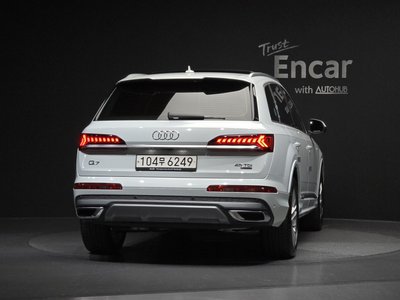 AUDI Q7 - 4