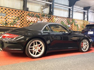 PORSCHE 911 CABRIOLET - 9