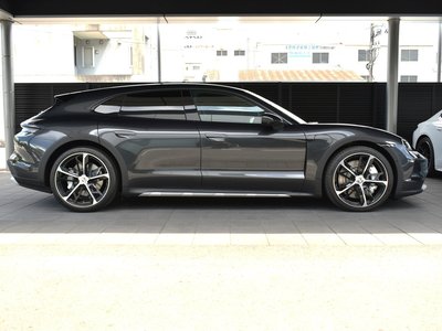 صورة 11 لـ 2026 Porsche TAYCAN