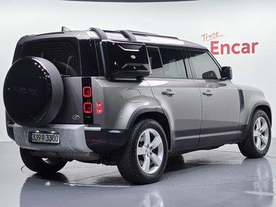 LAND ROVER DEFENDER - 3