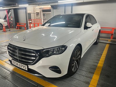 MERCEDES-BENZ E-CLASS