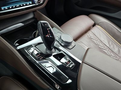 2022 BMW 6 SERIES GT — фото 9
