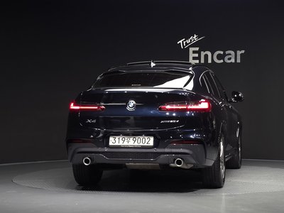 صورة 4 لـ 2021 BMW X4