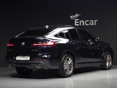 صورة 3 لـ 2021 BMW X4