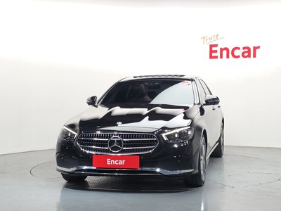MERCEDES-BENZ E-CLASS - 2