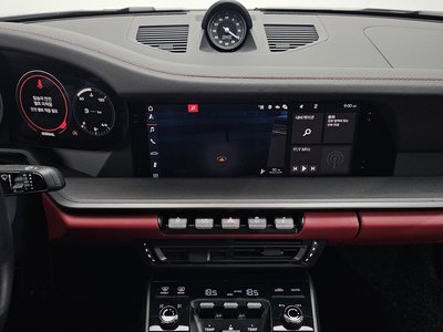 2020 Porsche 911 — миниатюра 20