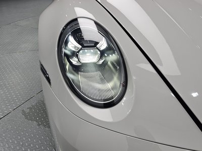 صورة 9 لـ 2020 Porsche 911