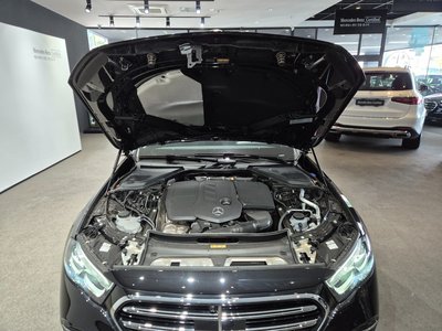 MERCEDES-BENZ E-CLASS - 7