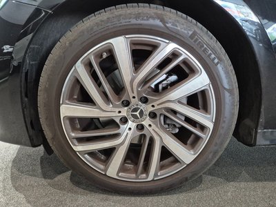 MERCEDES-BENZ E-CLASS - 6