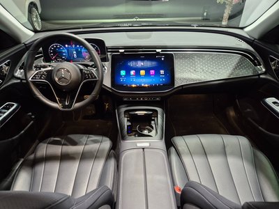 MERCEDES-BENZ E-CLASS - 4