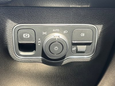 2024 Mercedes-BENZ GLB thumbnail 22