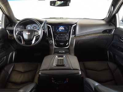 CADILLAC ESCALADE - 3