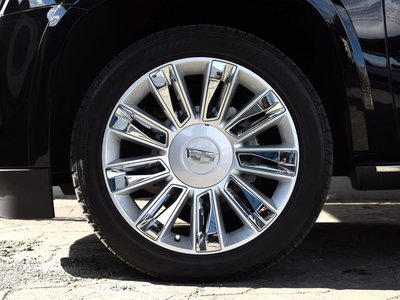 CADILLAC ESCALADE - 9