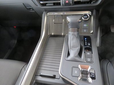 2025 Lexus GX 缩略图 30