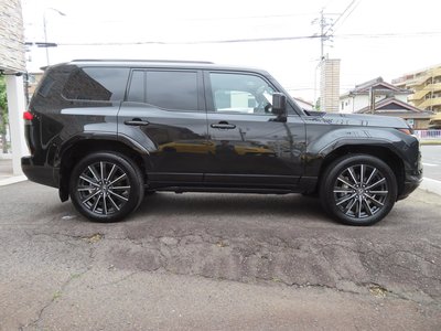 صورة 5 لـ 2025 LEXUS GX