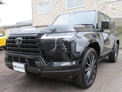 صورة 9 لـ 2025 LEXUS GX