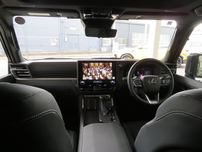 2025 Lexus GX 缩略图 26