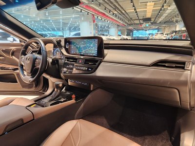 2023 LEXUS ES 照片 2