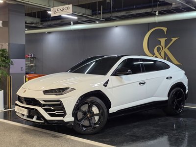 LAMBORGHINI URUS - 1