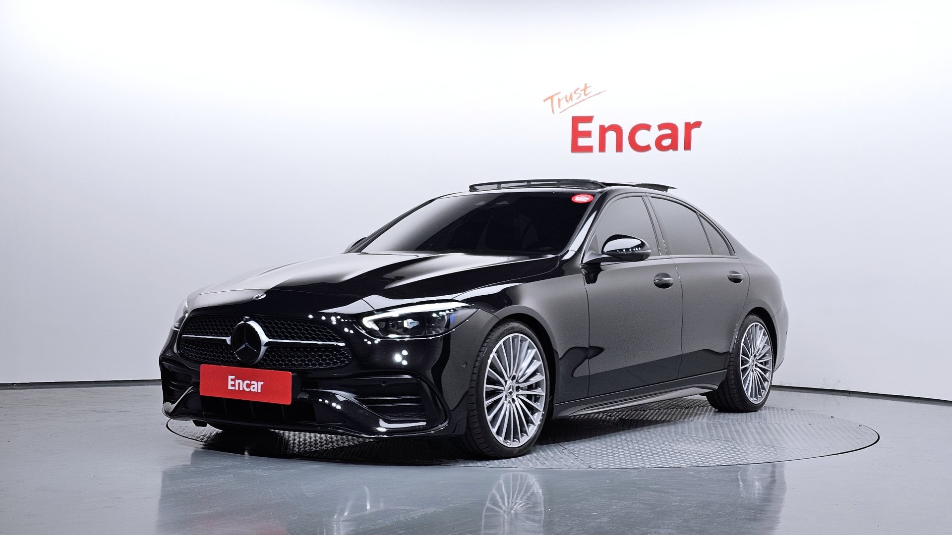 MERCEDES-BENZ C-CLASS - View 1