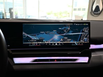 2025 BMW 5 SERIES 缩略图 14