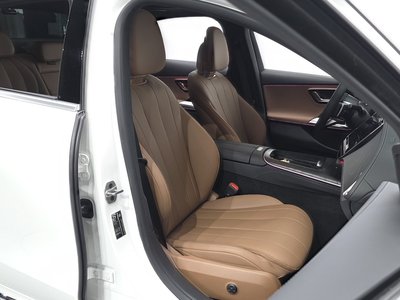 2025 Mercedes-BENZ E-CLASS 缩略图 16