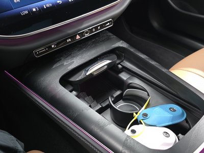 2025 Mercedes-BENZ E-CLASS 缩略图 27