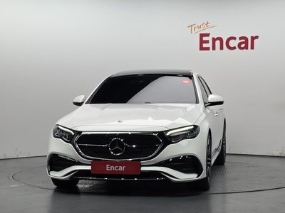 MERCEDES-BENZ E-CLASS - 2