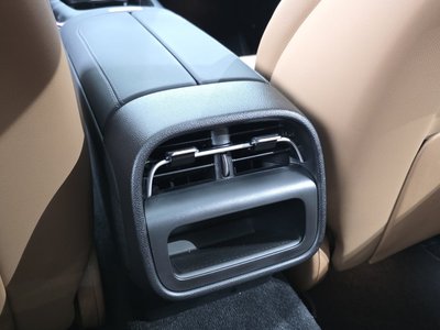 2025 Mercedes-BENZ E-CLASS 缩略图 32