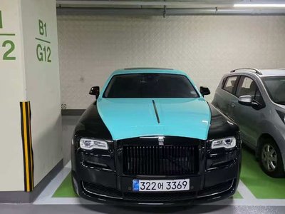 ROLLS-ROYCE GHOST - 1