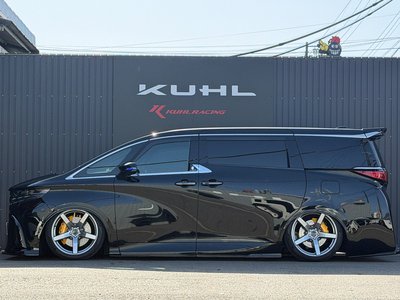 TOYOTA ALPHARD - 2
