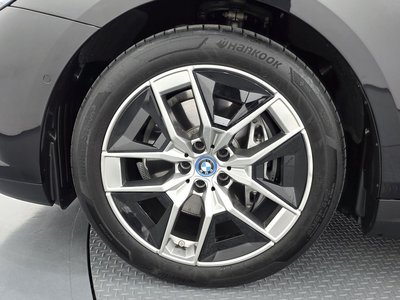 صورة 6 لـ 2025 BMW I5