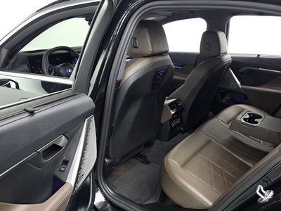 2025 BMW I5 — миниатюра 17
