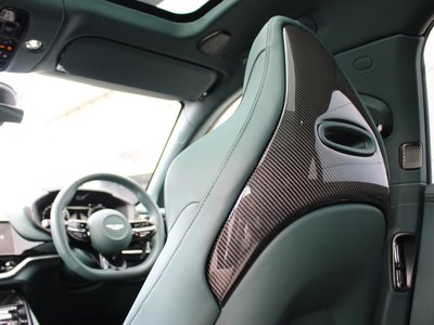 صورة مصغرة 24 لـ 2025 Aston Martin DBX