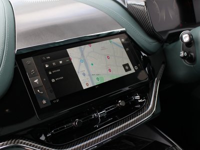 صورة مصغرة 28 لـ 2025 Aston Martin DBX