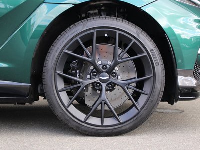 صورة 6 لـ 2025 Aston Martin DBX