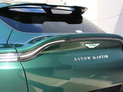 صورة مصغرة 43 لـ 2025 Aston Martin DBX