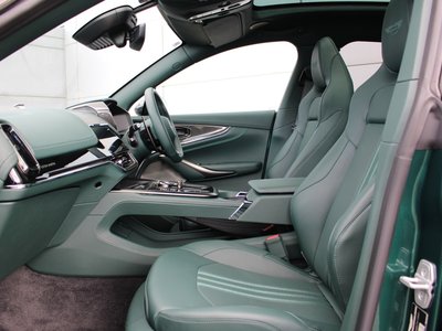 صورة مصغرة 18 لـ 2025 Aston Martin DBX