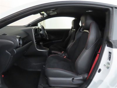 TOYOTA GR YARIS - 10