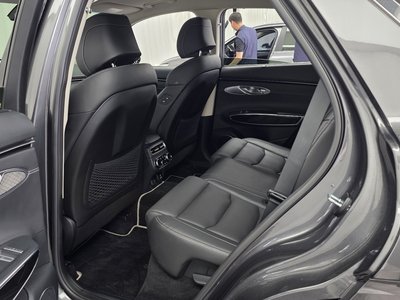 صورة مصغرة 16 لـ 2022 Genesis GV70