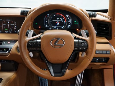 LEXUS LC - 10
