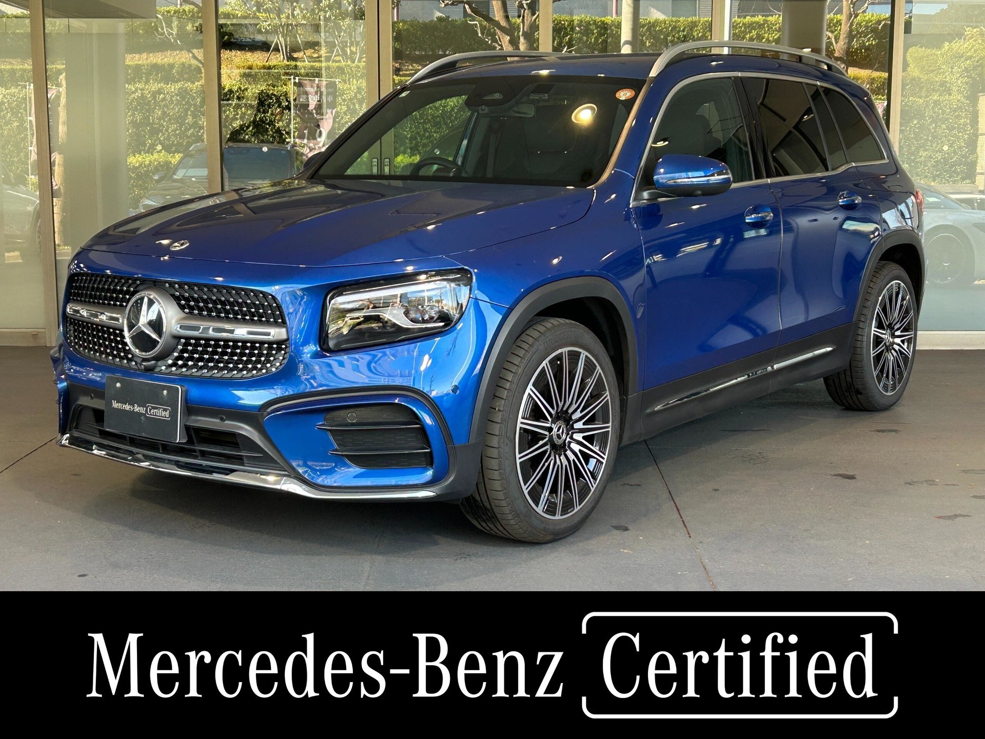 MERCEDES-BENZ GLB - View 1