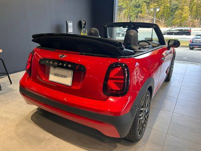 MINI MINI CONVERTIBLE - 10