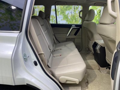 TOYOTA LAND CRUISER PRADO - 5