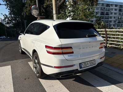 صورة 2 لـ 2022 Genesis GV80