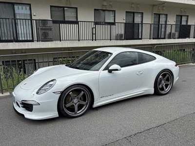 PORSCHE 911 - 6